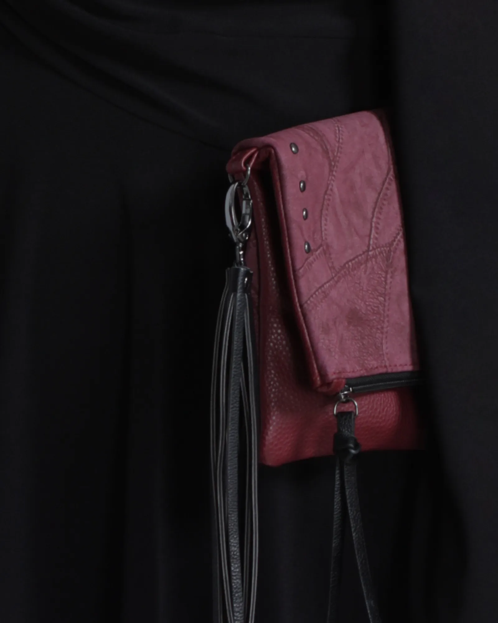 Cambridge Convertible Crossbody Clutch | Burgundy