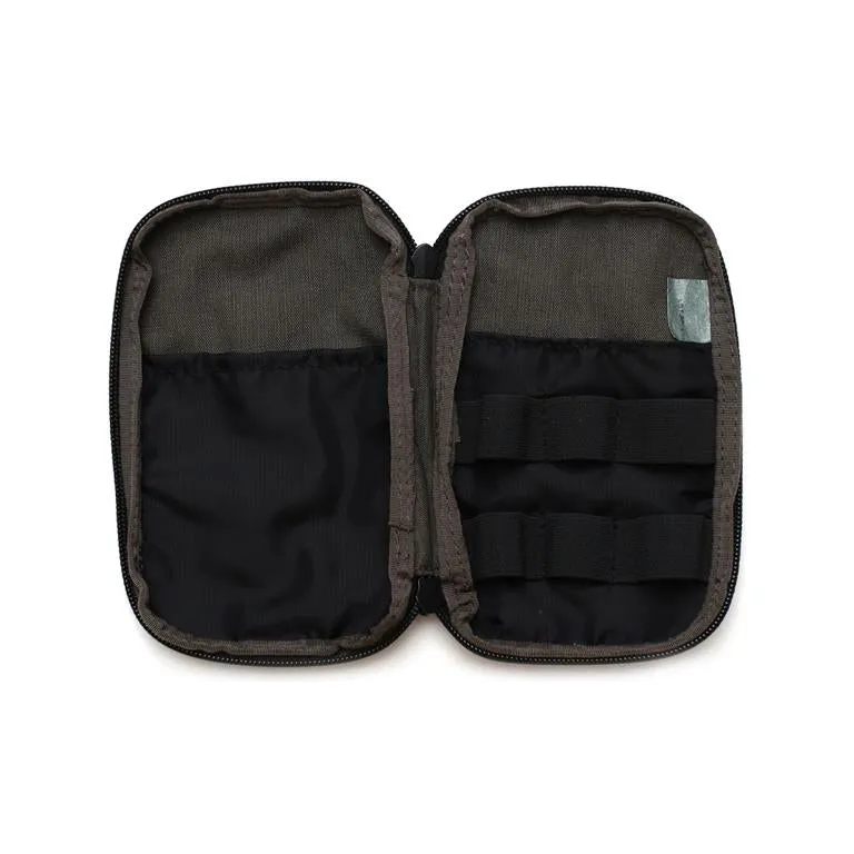 Clamshell Admin Pouch