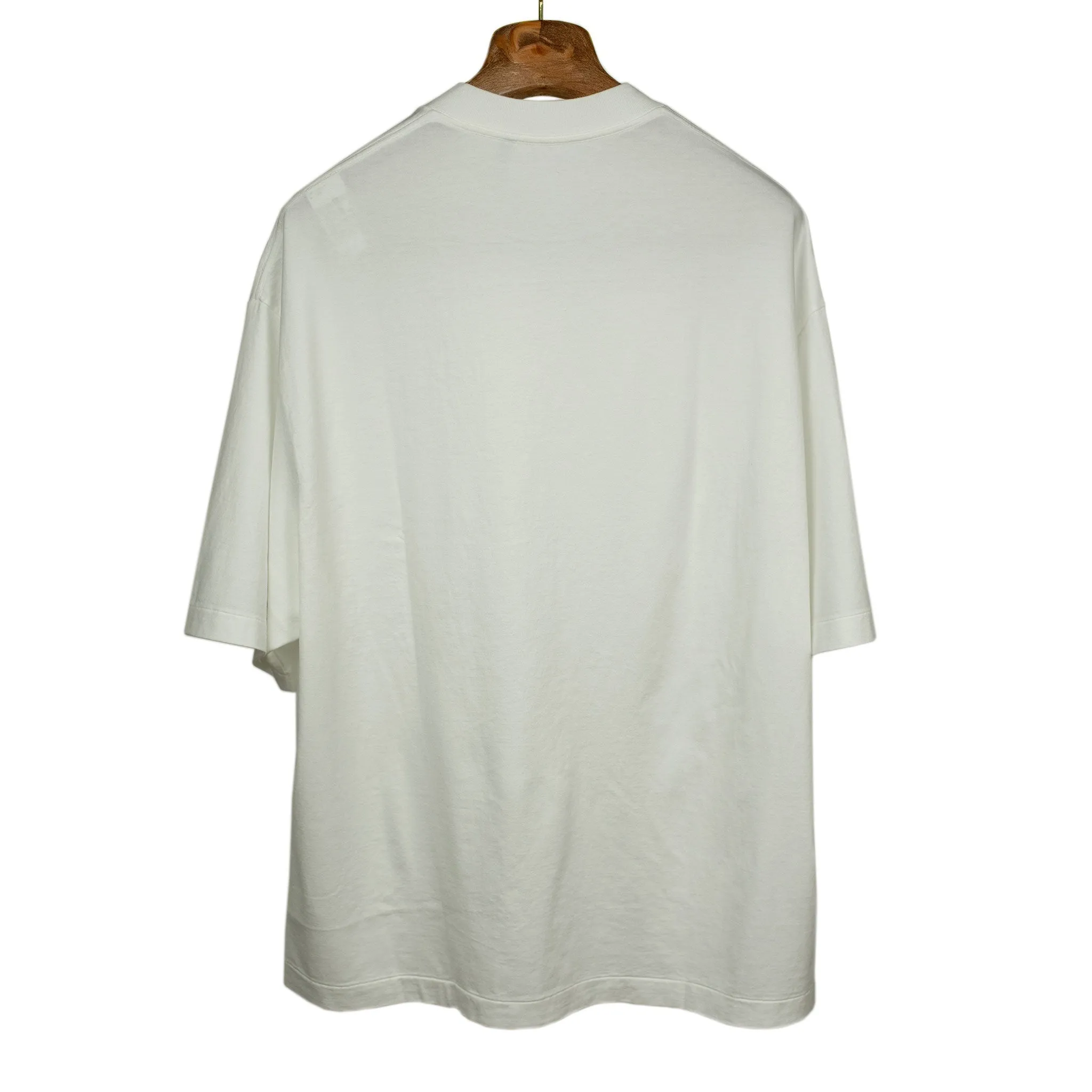 Short sleeve tee in white suvin supima cotton